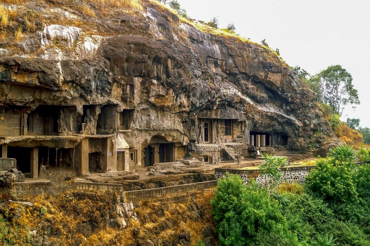 Ajanta Caves | Be History | People Meet to Helping Hand, Social Worker ...