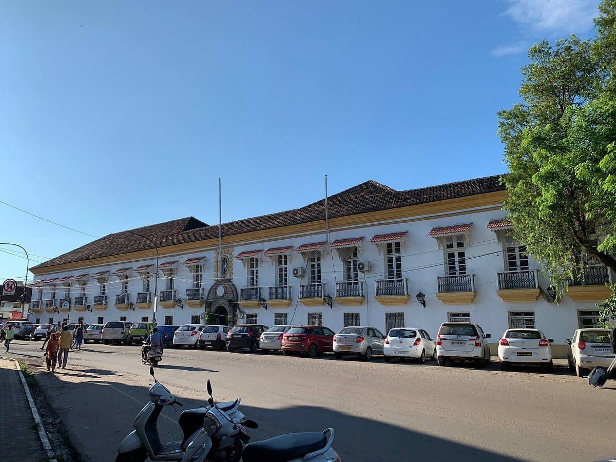 Secretariat Building